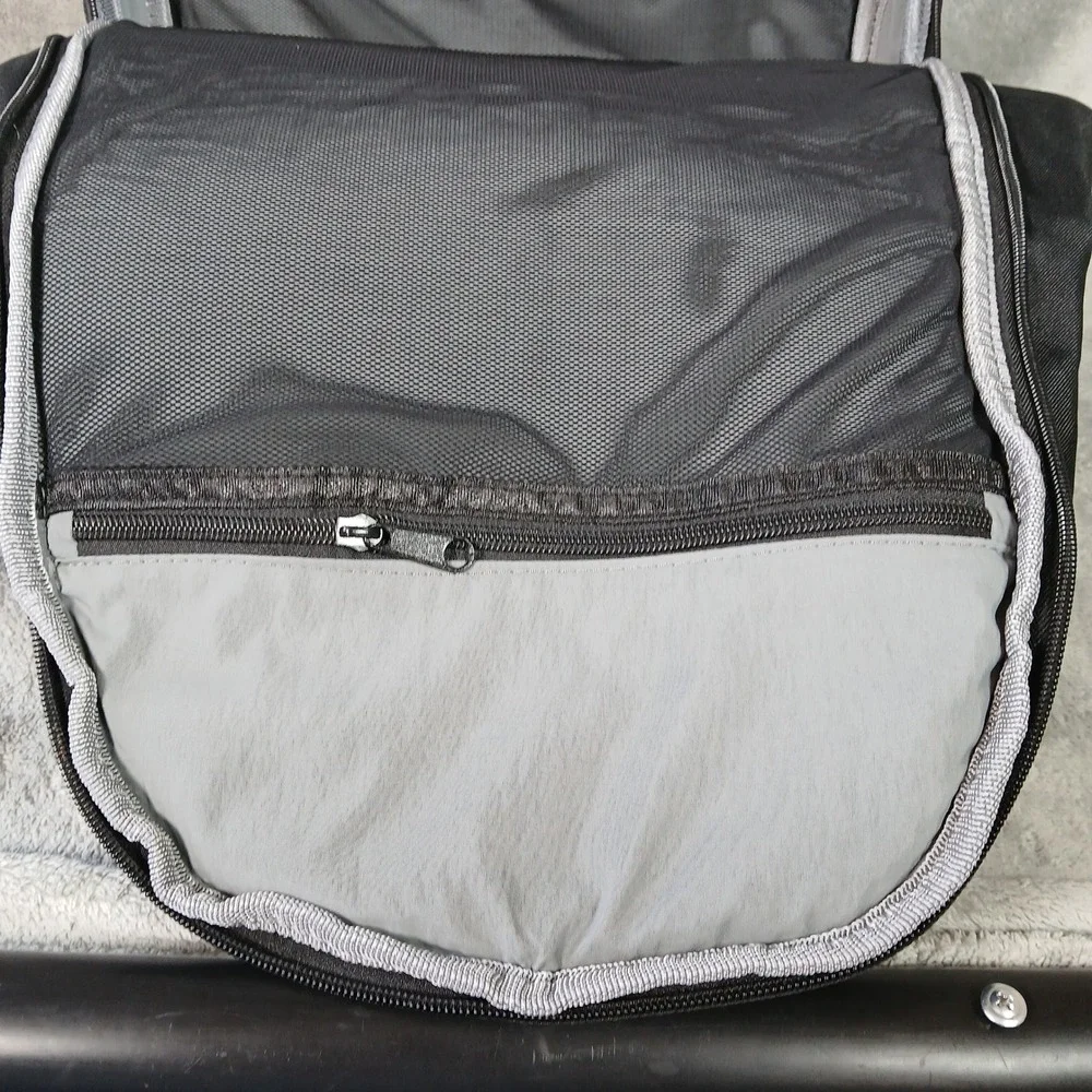 Wilson RF Backpack Black Roger Federer Tennis Racket Bag NEW